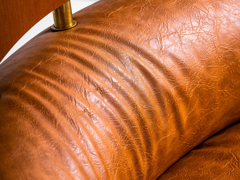 Acabamentos e superfícies: a estética sensorial no mobiliário contemporâneo