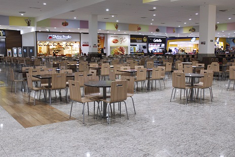Praça de alimentação de shopping